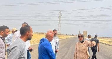 وزير الإسكان يتابع تقدم الأعمال بمشروعات المرحلة العاجلة بمدينة السويس الجديدة