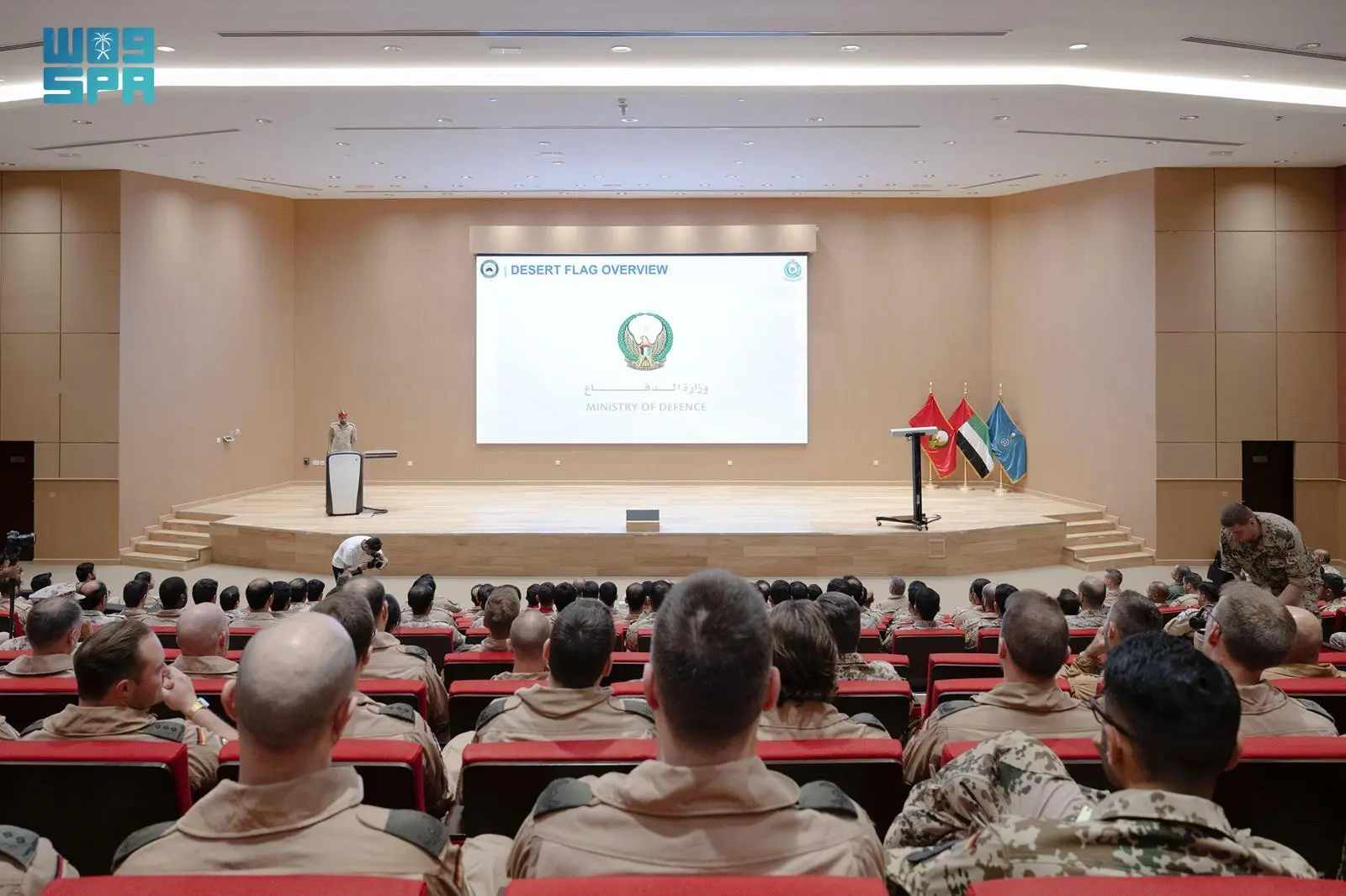 “القوات الجوية” تشارك بست طائرات من منظومة “ف – 15 سي” في مناورات “علم الصحراء 2025”