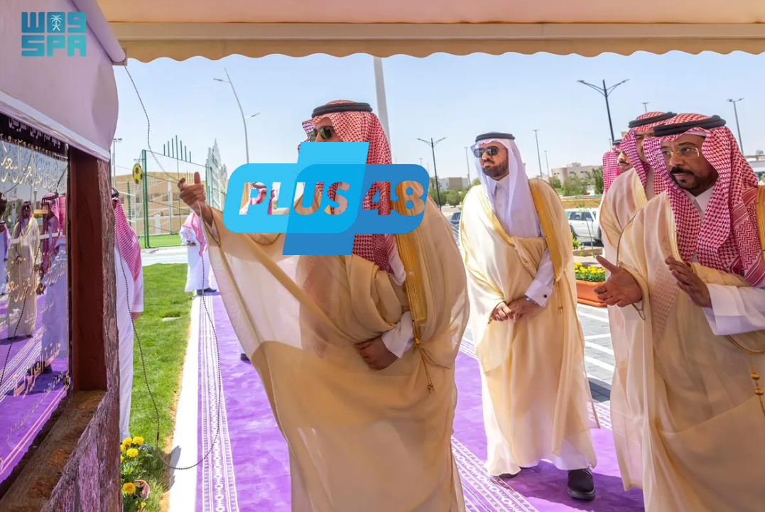 أمير الجوف يدشن حديقتي العزيزية والشقيق خلال زيارته لمحافظة دومة الجندل