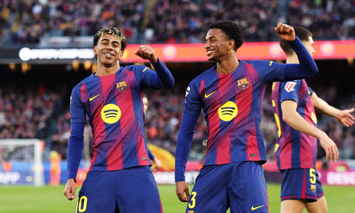 توقع تشكيل فريق برشلونة لمواجهة أتلتيكو مدريد في مباراة مهمة اليوم