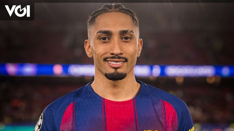 رافينيا يعبر عن استيائه بعد خسارة برشلونة من دوري أبطال أوروبا