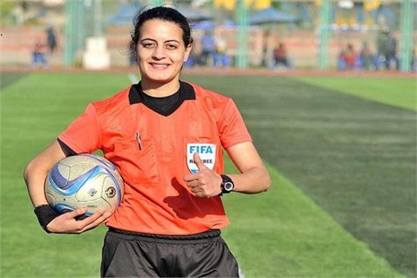 طاقم مصري يدير مباراة نيجيريا ومالاوي في تصفيات كأس العالم