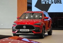 عروض قوية على سيارة MG HS بخصومات تصل إلى 200 مليون دونغ فيتنامي لدى وكلاء البيع