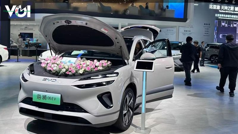 BYD تتحدى حوادث السيارات الذكية وتقدم تعويضا غير محدود لجميع الخسائر بدون مقابل