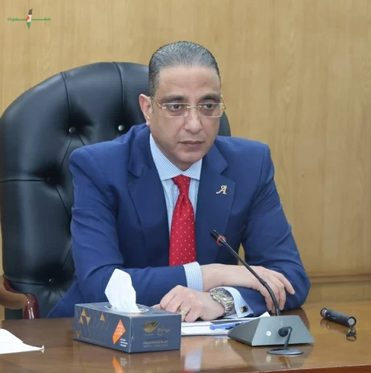 إزالة 33 حالة إشغال من شوارع العمرانية في حملة أمنية بجيزة