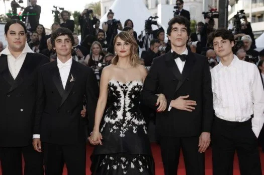إسدال الستار على مهرجان كان السينمائي بحضور نجوم الفن العالمي