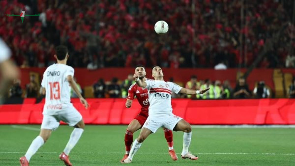 الزمالك يتفوق على الأهلي في المنافسة رغم أزمات القيد والثغرات في صفقات الأهلي