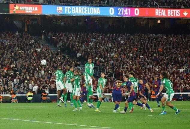 برشلونة يتقدم على ريال بيتيس بهدف نظيف في الشوط الأول بالدوري الإسباني فيديو