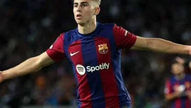 برشلونة يعلن خضوع لوبيز لعملية جراحية ويحدد موعد عودته للمباريات