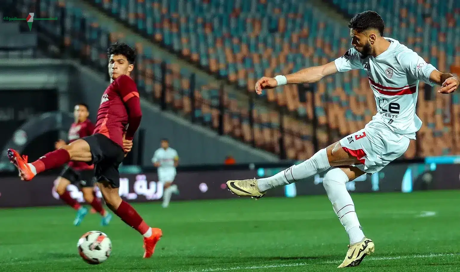 حكم أجنبي يقود مباراة الزمالك وسيراميكا في الدوري المصري ويثير اهتمام الجماهير