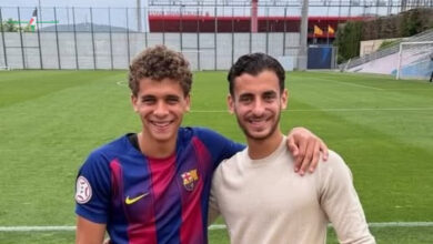 شقيق حمزة عبدالكريم يعبر عن فخره بانضمام مهاجم برشلونة لمنتخب مصر في كأس العالم