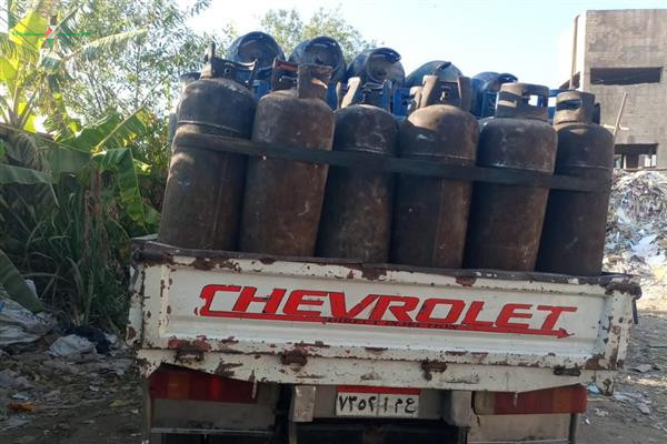 ضبط 141 أسطوانة بوتاجاز و2000 لتر سولار مدعم خلال حملة أمنية بمديرية الغربية