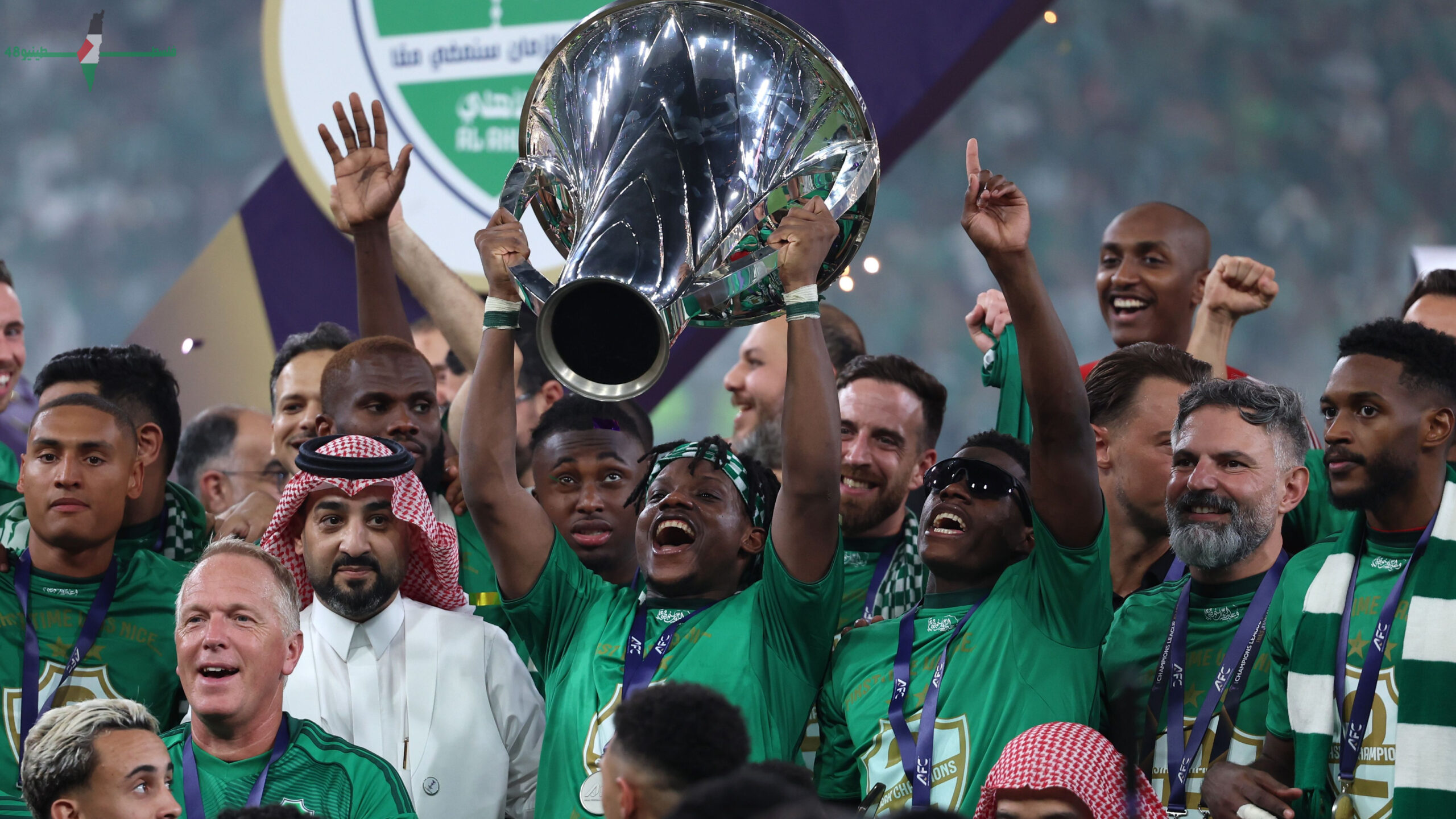 مفاجأة من العيار الثقيل يوجهها الخليج لجماهير الأهلي قبل موقعة ختام الدوري السعودي للمحترفين