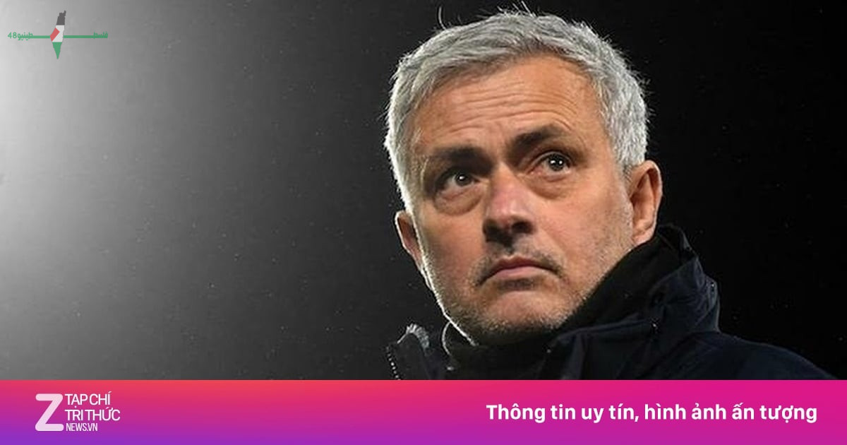 مورينيو يعتزم تسريح عشرة من نجوم فريق ريال مدريد في الفترة القادمة