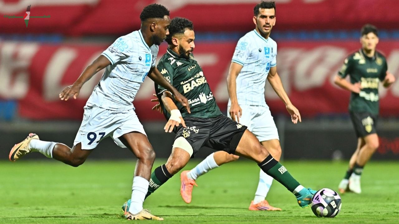 نادي الخلود يضمن رسميا البقاء في دوري روشن السعودي بعد انتزاع نقطة التعادل من مواجهة الأخدود