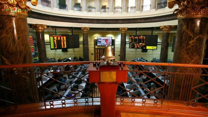 هبوط مؤشرات البورصة مع نهاية تعاملات الأربعاء وسط ترقب اجتماع المركزي غدًا