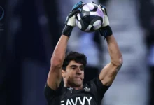 ياسين بونو يواصل جذب الأنظار ويبرز كأفضل حارس أمام الحزم في مباراة مهمة