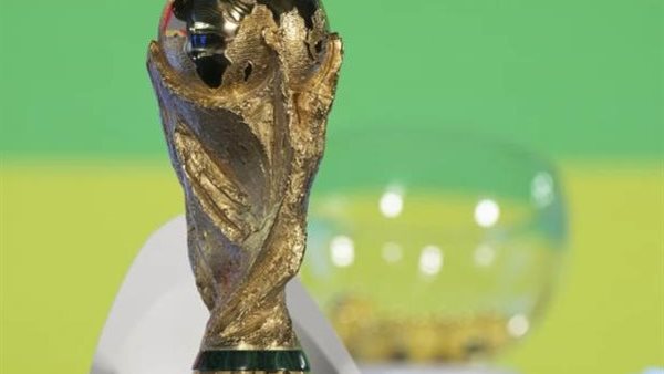 كأس العالم يتجاهل اعتراضات مصر وإيران ويقيم احتفالية لدعم المثليين