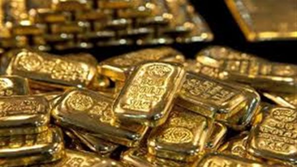 تراجع ملحوظ في أسعار الذهب بالأسواق العالمية