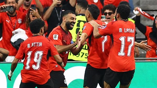 لاعب نيوزيلندا يثير الجدل باعتراضه على هدف محمد صلاح بسبب خطأ تحكيمي