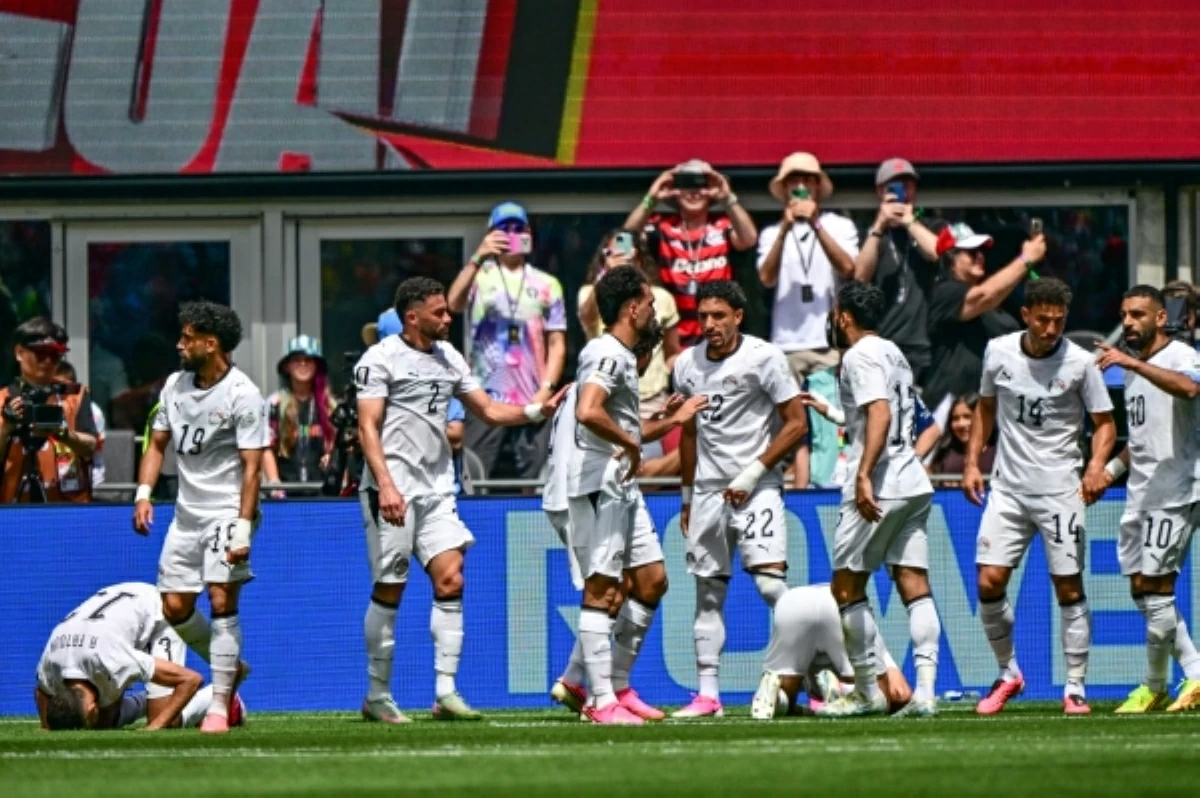 ملخص وأهداف فوز منتخب مصر على نيوزيلندا 2-1 في كأس العالم 2026
الفراعنة يتخطون عقبة نيوزيلندا بثنائية في مشوار مونديال 2026
شاهد ملخص وأهداف مباراة مصر ونيوزيلندا في تصفيات كأس العالم 2026