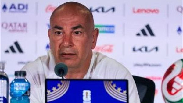 رد فعل حسام حسن على احتفالات المثليين خلال مباراة مصر وإيران