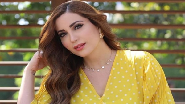 احترام وتفاهم .. نسرين طافش تعلن انفصالها عن زوجها
