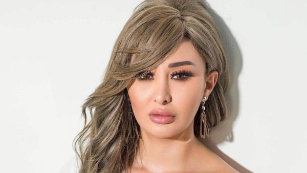 فنانة شهيرة تتعرض لمحاولة نصب واحتجاز على يد شخص