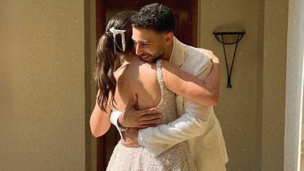 سأبقى متمسكًا بك.. يوسف جبريال يعلن خطبته