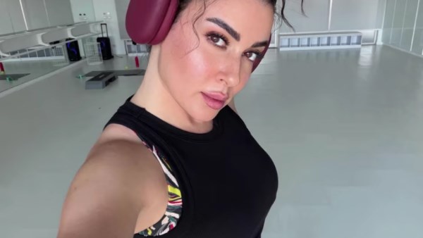 ميرنا نور الدين تواصل نشاطها الرياضي بصورة جديدة من الجيم