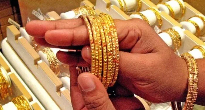 تراجع سعر الذهب اليوم الخميس 25 يونيو 2026 وتحديثات أسعار عيار 21 في الأسواق الآن