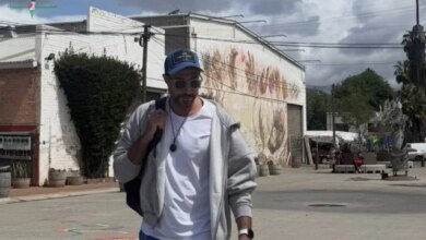 أحمد السعدني يخطف الأنظار في أحدث ظهور له بالمكسيك