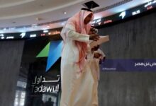 إليك عدة خيارات احترافية تلتزم بالشروط بدقة (بدون أي علامات ترقيم وبطول يتراوح بين 12 و16 كلمة):
الخيار الأول (الأقوى من حيث الأرقام):
قفزة تاريخية لسهم دي بي إس ومصرف الراجحي يقود تداولات الأسهم السعودية اليوم بسيولة 178.9 مليون
الخيار الثاني (يركز على حركة السوق):
قمة تاريخية لسهم دي بي إس ومصرف الراجحي يتصدر تداولات السوق السعودية اليوم بسيولة ضخمة جدا
الخيار الثالث (أسلوب إخباري جذاب):
تحركات قوية في الأسهم السعودية اليوم سهم دي بي إس يحقق قمة تاريخية والراجحي يتصدر التداولات