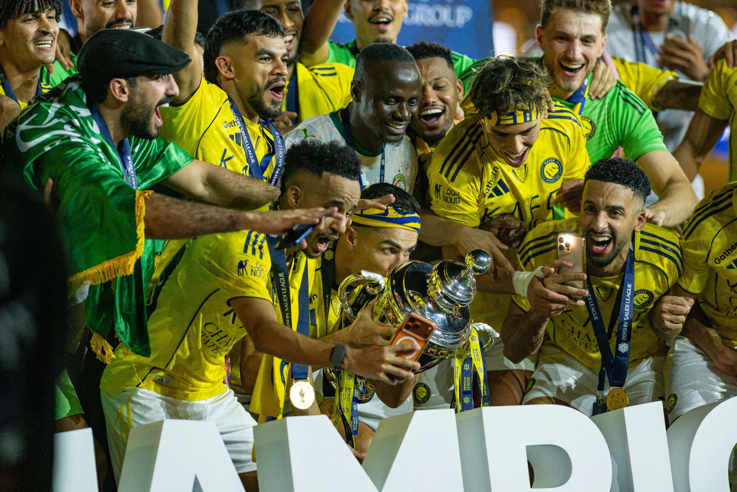 اعتذر لجماهير النصر.. بن هاربورغ: أخطأت في حقكم - أخبار السعودية
