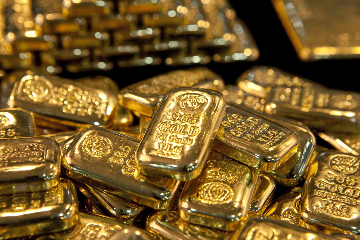 تحديث لحظي لأسعار الذهب في الدول العربية اليوم الجمعة 24 يوليو 2026 وتوقعات السوق العالمية