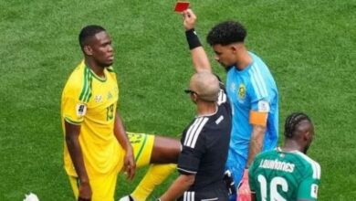 انطلقت بطولة كأس العالم 2026 ببداية مثيرة: فازت المكسيك في مباراة مثيرة وسط موجة من البطاقات الحمراء.