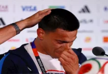 بالفيديو.. بكاء لاعب باراجواي خلال المؤتمر الصحفي