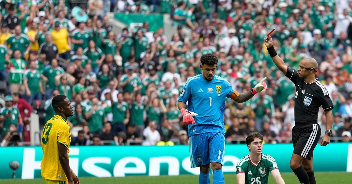 ستشهد المباراة الافتتاحية لكأس العالم 2026 أكبر عدد من البطاقات الحمراء في تاريخ البطولة.