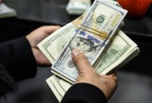 سعر الدولار اليوم بعد استقرار البنوك وتراجع السوق الموازية مساء الجمعة