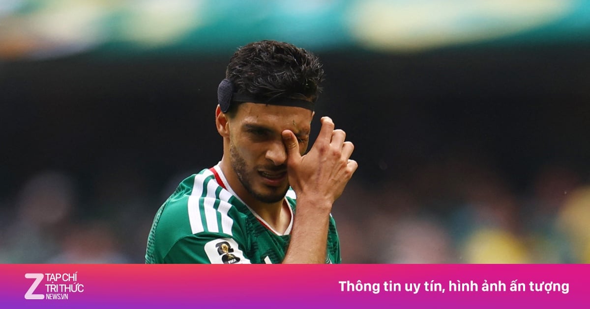كأس العالم ينحني أمام عزيمة خيمينيز.