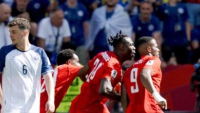 كندا 1-1 البوسنة والهرسك: تألق كايل لارين ليضمن نقطة تاريخية في كأس العالم.