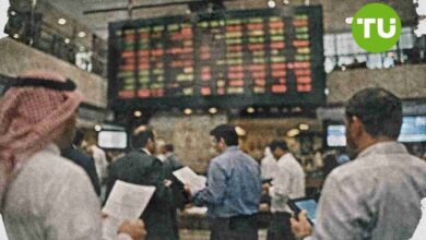 مكاسب لافتة ترفع مؤشر السوق السعودية في منتصف الجلسة بدعم من صعود قطاعات التقنية والمرافق والإعلام