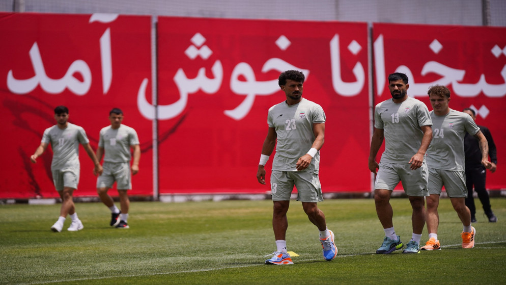 منتخب إيران يصل إلى الولايات المتحدة استعدادا لمواجهة نيوزيلندا بكأس العالم