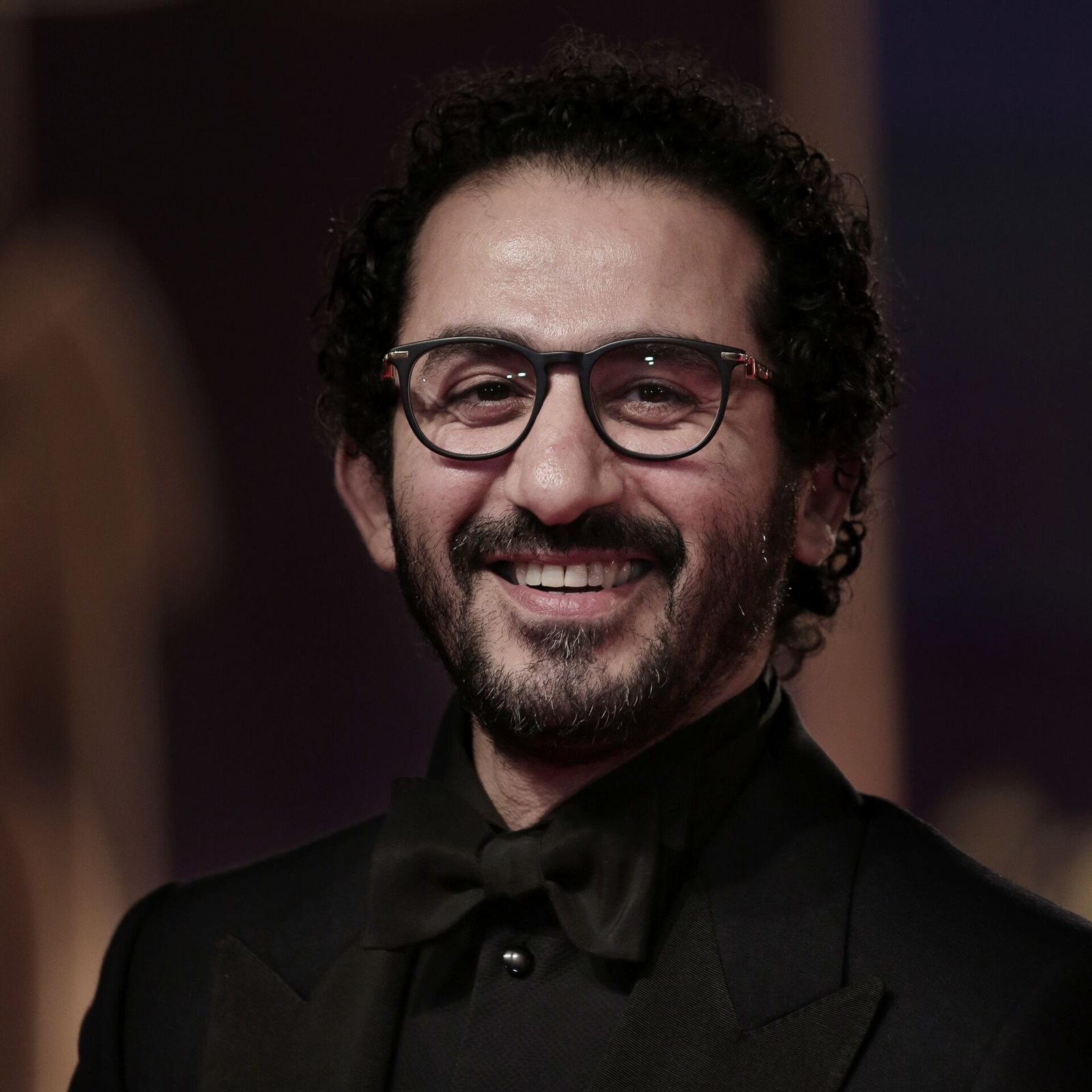 أحمد حلمي يؤيد مقترح تفعيل حق الأداء العلني