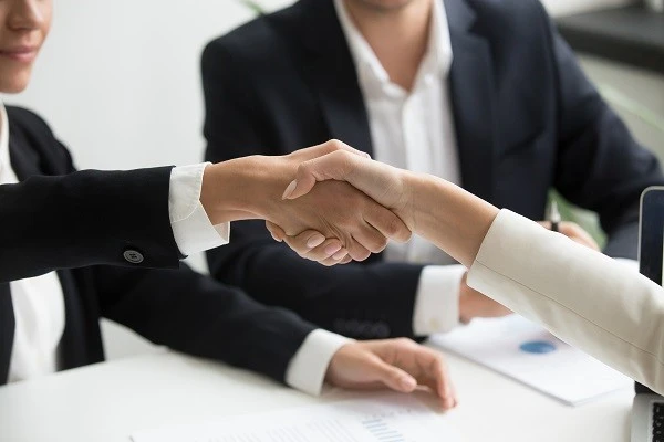 توقعات 19 يوليو تبشر برج الدلو بمكاسب تجارية وبرج الميزان بازدهار عاطفي
