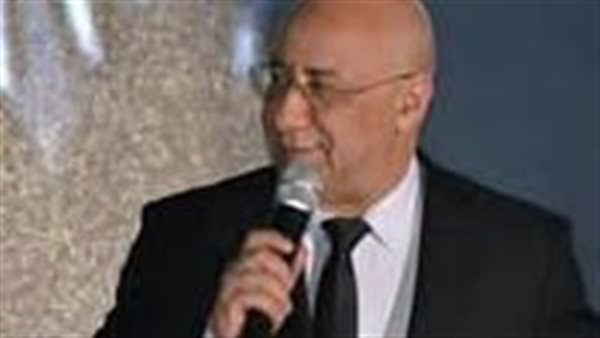 بهاء الدين محمد يحسم حقيقة تعاونه مع عمرو دياب ويكشف تفاصيل 3 أغنيات بالألبوم