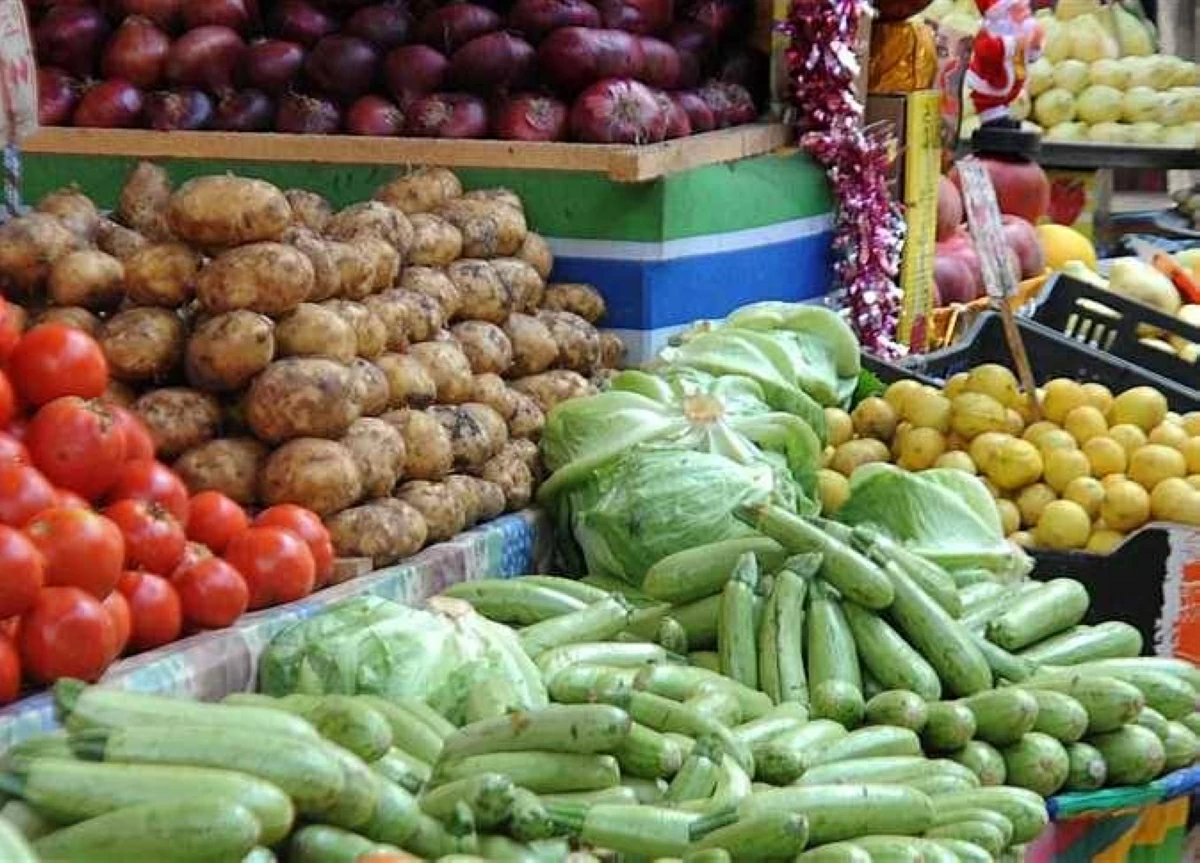 أسعار الخضروات والفواكه في أسواق الإسكندرية اليوم السبت 18 يوليو 2026 تتضمن ارتفاع سعر البامية إلى 50 جنيها