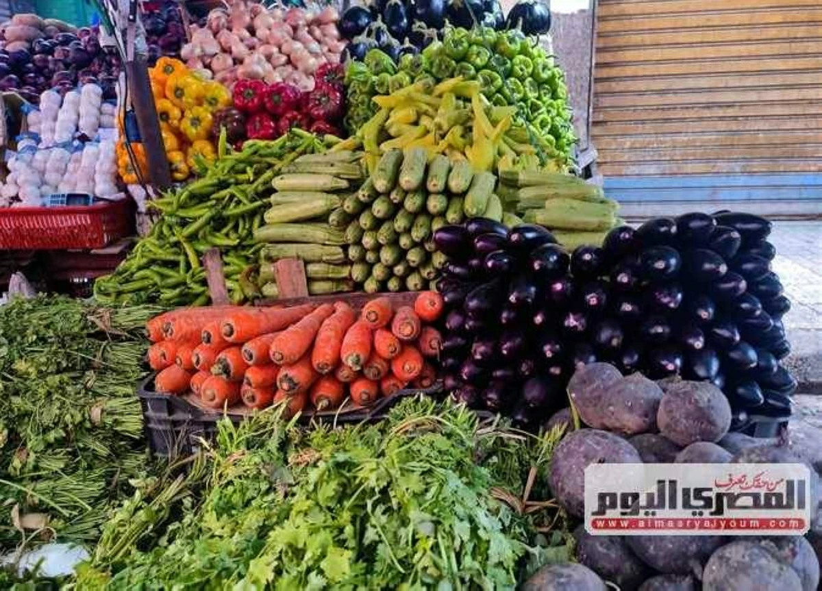 استقرار أسعار الخضار والفواكه الطازجة في سوق العبور اليوم السبت بقائمة كاملة