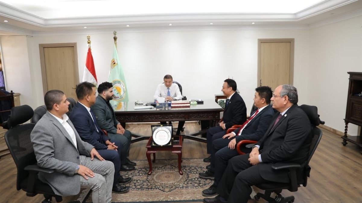 وزير الزراعة يطلق خطة شاملة لتطوير صناعة الدواجن وتقديم دعم مالي وفني غير مسبوق للمربين