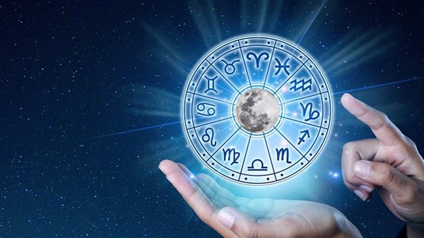 أغسطس يعيد الحقوق الضائعة والأموال المؤجلة لـ 4 أبراج محظوظة